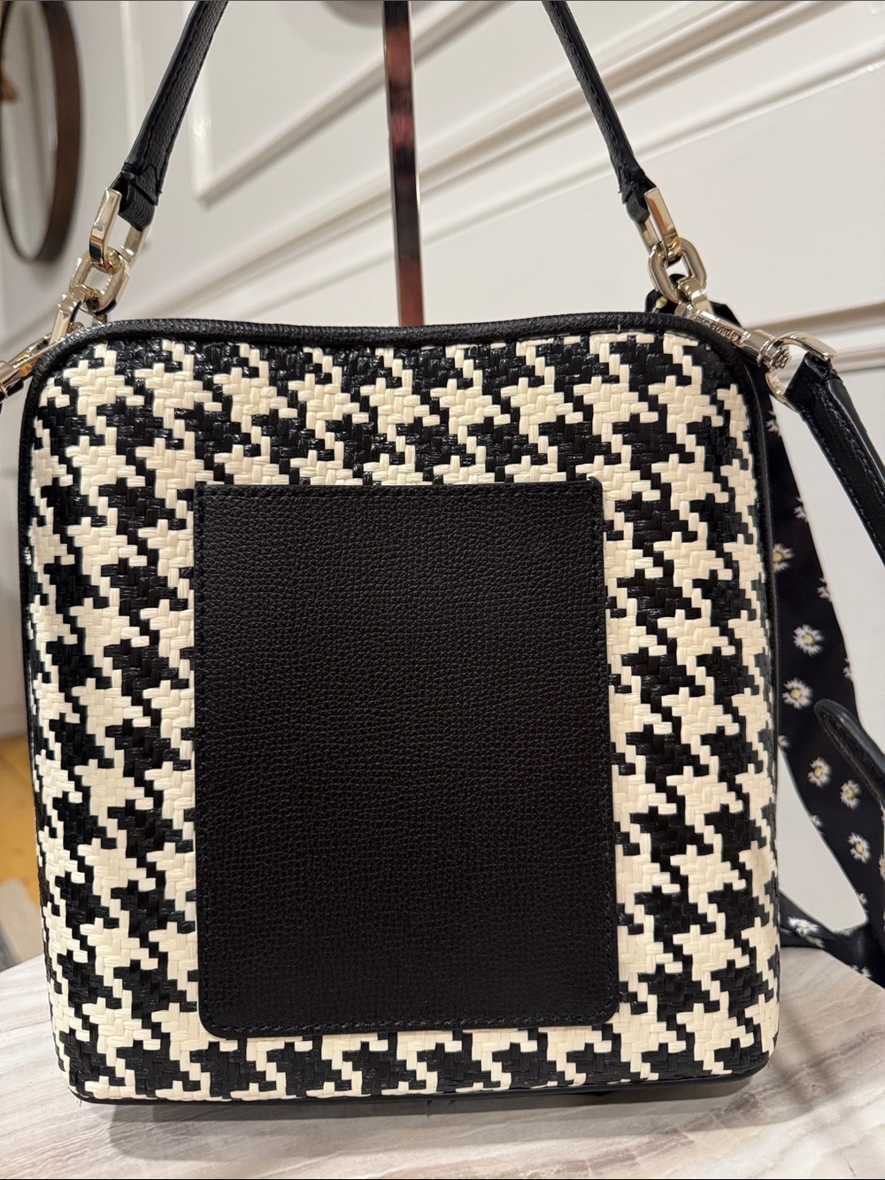 kate spade Bag Darcy Small Leather Black White Houndstooth Woven Crossbody - Picture 9 of 17